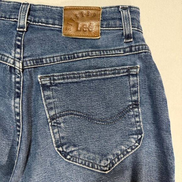 VINTAGE Lee Riveted Mom Jeans Circa 1992 Med Wash, Very Soft, Tapered Leg 2/$25 - Picture 7 of 13